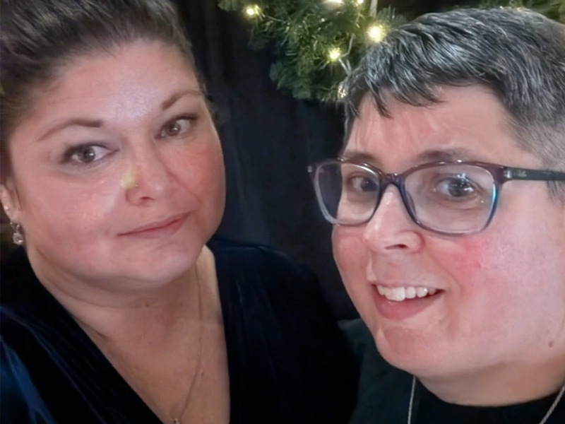 Pictured: Shaunette Skinner (right) with her partner, Lisa (left).
